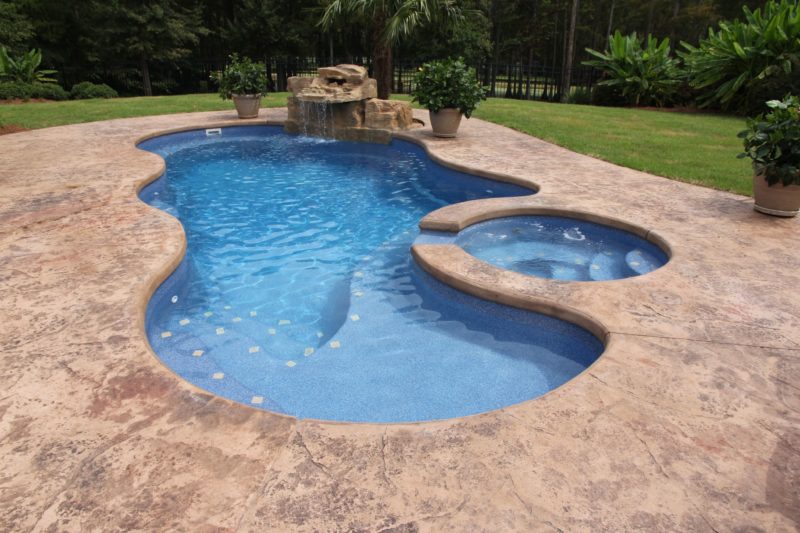 laguna deluxe pool price