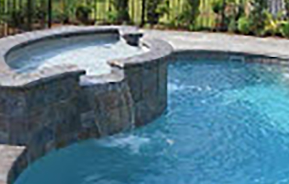 liner pools with tanning ledge