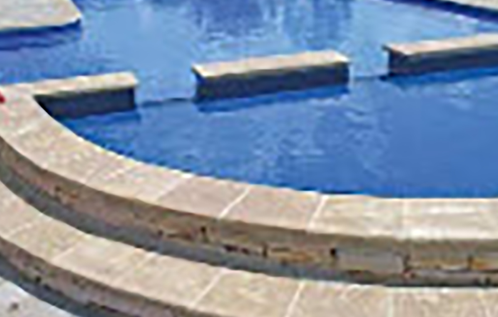 liner pools with tanning ledge